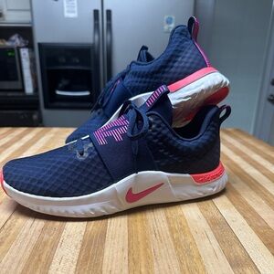 Nike Renew in-season TR 9